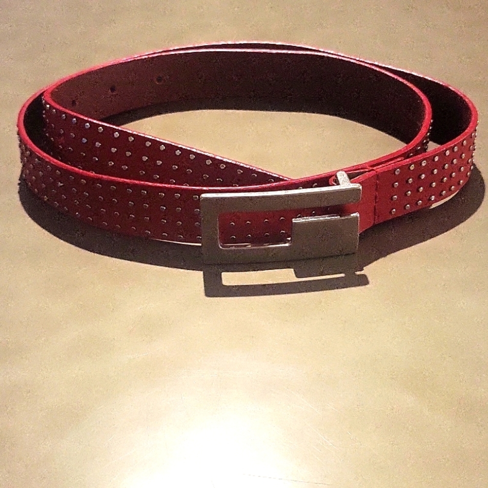 Guess belt
